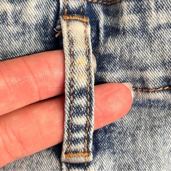 Imperfect Wild Fable Blue Jean Shorts High Waisted Distressed size 2 denim short - Picture 11 of 15